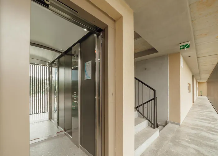 & Sun By Vacationy 아파트